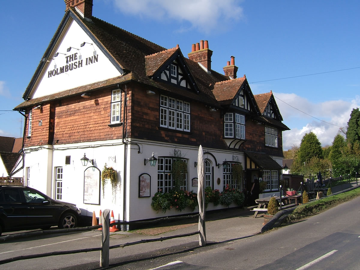 The Holmbush Inn  Faygate  West Sussex Horsham Pub Guide