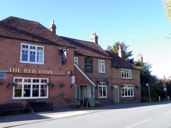 The Red Lyon, Slinfold